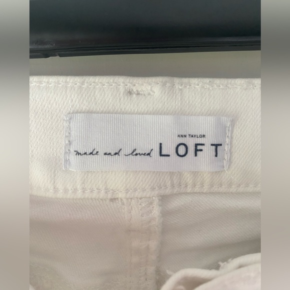 Loft Modern Skinny White Jeans with Frayed Hems Size 6/28 - Picture 4 of 8